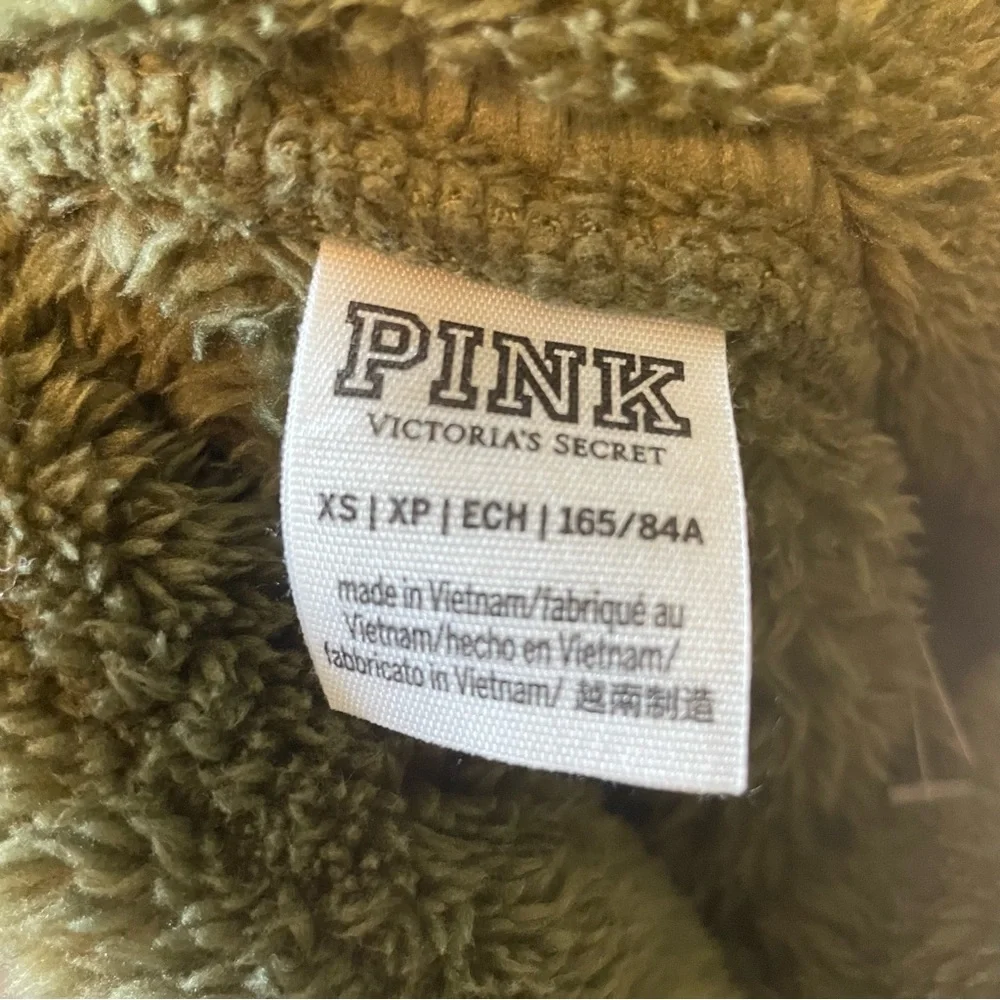 VS Pink Fluffy Jacket - Picture 3 of 3